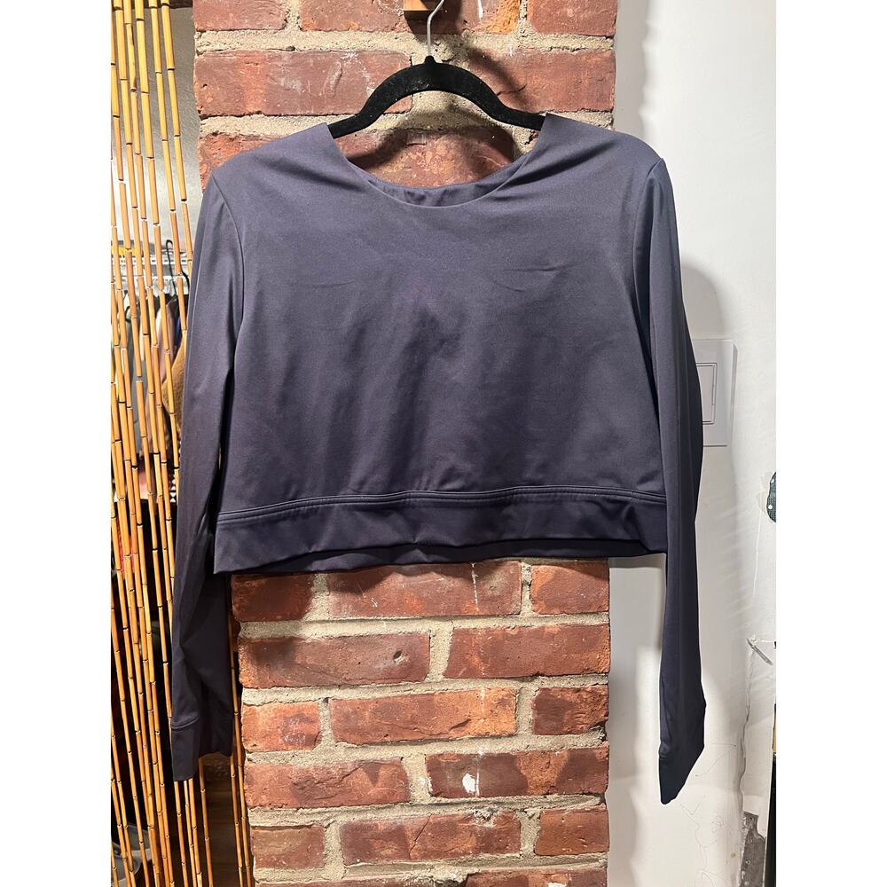 Banana Republic Long Sleeve Cropped Athletic Top Quick Dry Gray XL - Picture 3 of 4